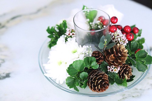 Christmas Wedding Table Flower Arrangment