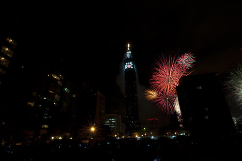 2010/12/31台北 101 跨年煙火  Taipei 101 Fireworks