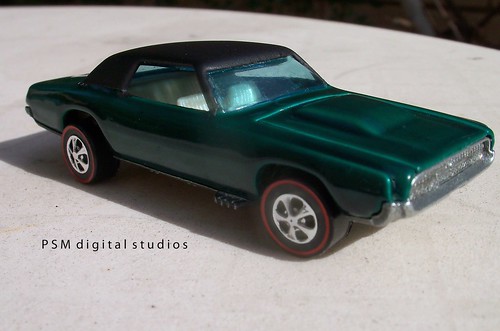 1967 Ford Thunderbird 1967 Mattel Hot Wheels Custom TBird