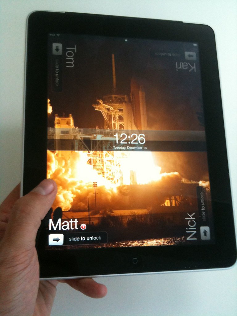 Multi-user iPad UI Sketch