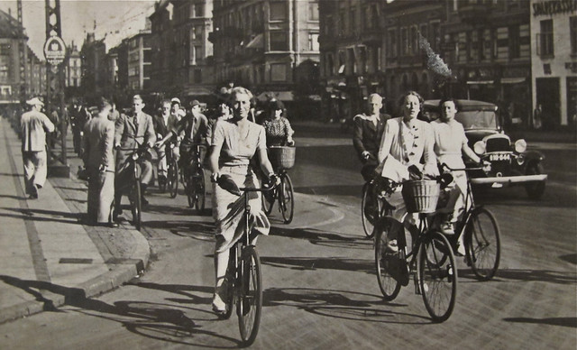 Chic cycling Copenhagen 1938