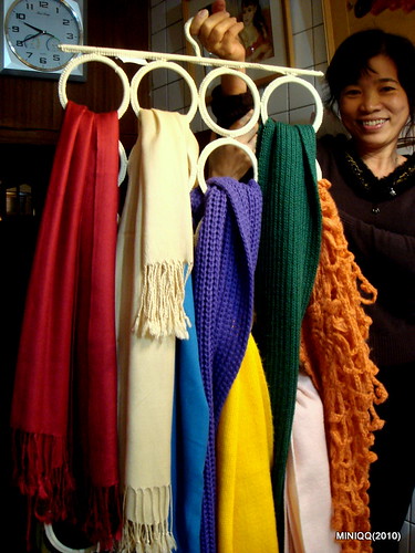 20101216 彩虹圍巾_04 my Mom