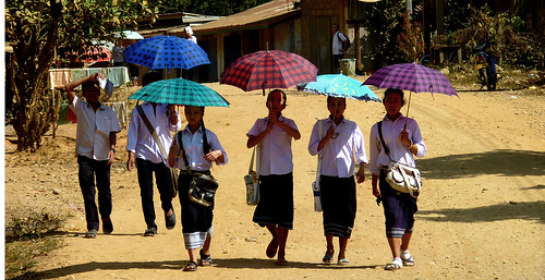 umbrella'sboys1,nong khiaw