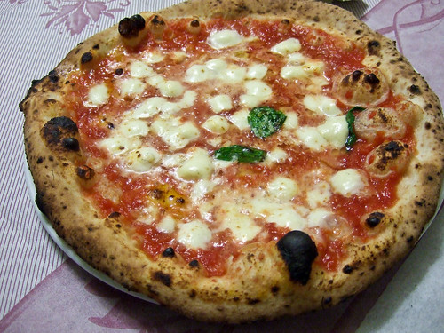 Di Matteo Pizzeria - Margherita pizza