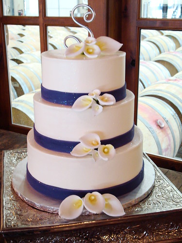 White Calla Lilly Wedding Cake originally uploaded by Austin Cake Studio 