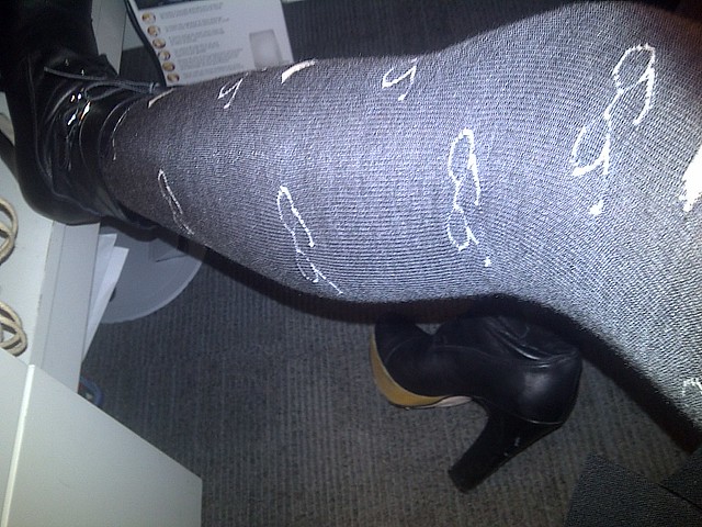 Wearing my Hansel From Basel tights I got from @robberstore