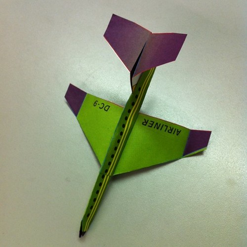 Paper airplane 'DC-9 Airliner' 17.01.11