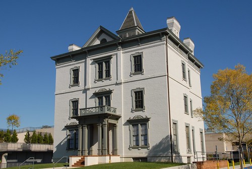 robert e lee house richmond. part of the Robert E. Lee
