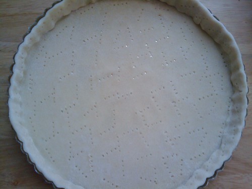 pie crust in tart pan