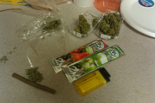 alot of weed. but wen u got alot a weed