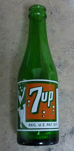 old 7-up bottle