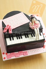3D Piano Cake