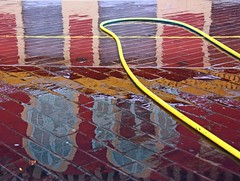 floor water reflections by Zé Eduardo...