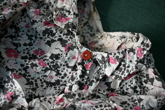 late 30s floral smock coat