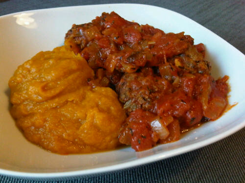 Spicy koftas with pumpkin puree