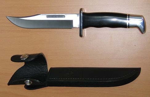 Buck Special Hunting Knife 6" Blade, Black Phenolic Handles