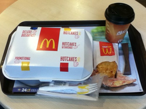 2011-02-26 - McDonalds - 01 - Hotcakes breakfast