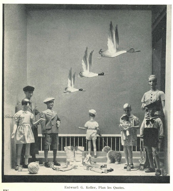 children fashion shopwindow 1937
