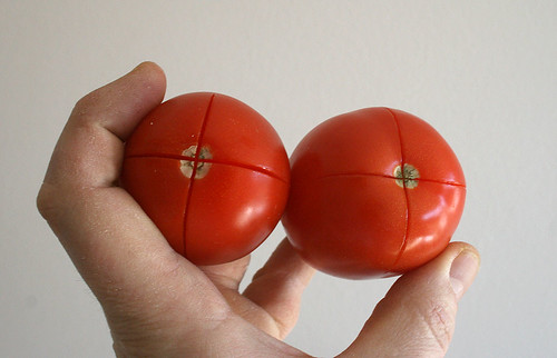 15 - Tomaten kreuzweise einschneiden