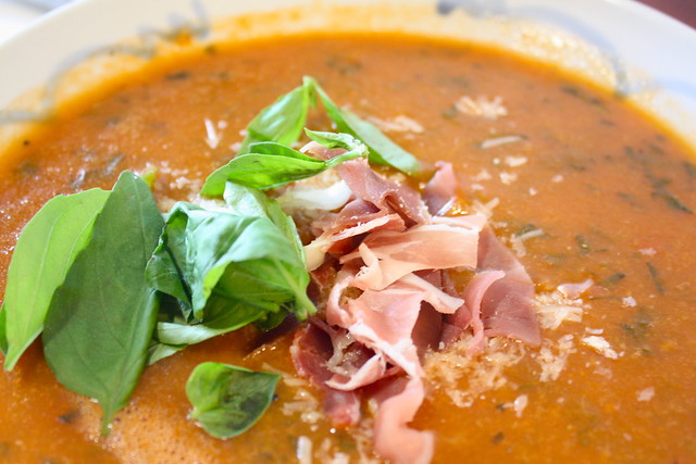 Aaron's tuscan slow cooked tomatoe soup