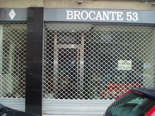 Comercio cerrado en Logroño en Calvo Sotelo