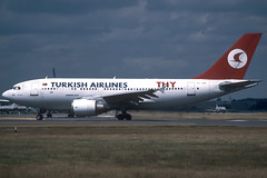 Turkish Airlines A310-304/ET TC-JDD LHR 10/08/1996