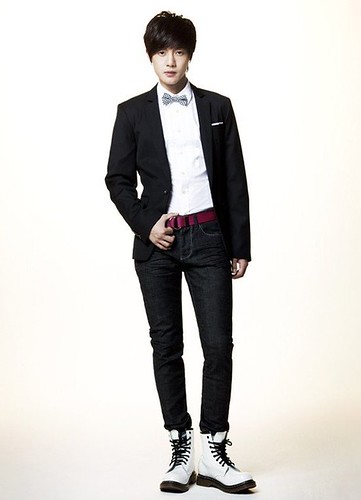 South Korean actor Kim Hyun Joong casual apparel photo _6_