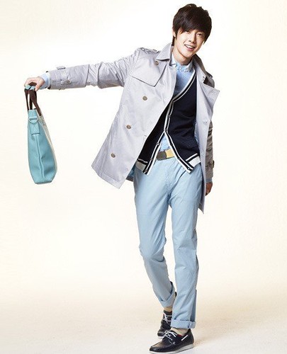 South Korean actor Kim Hyun Joong casual apparel photo _2_