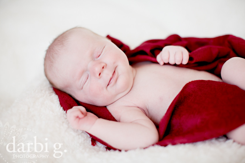 DarbiGPhotography-Kansas City newborn photographer-031511-MY-100