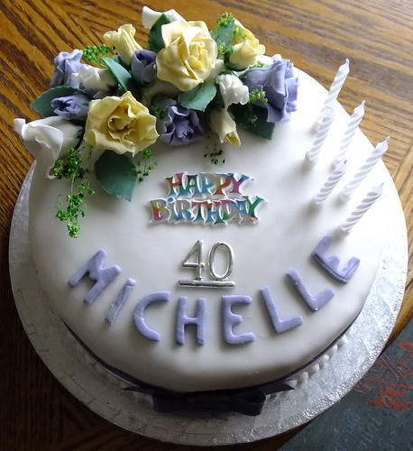 2011 03 26_Michelle's 40th Birthday Cake_0060.JPG