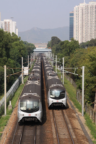 Up and down trains pass outside Fanling