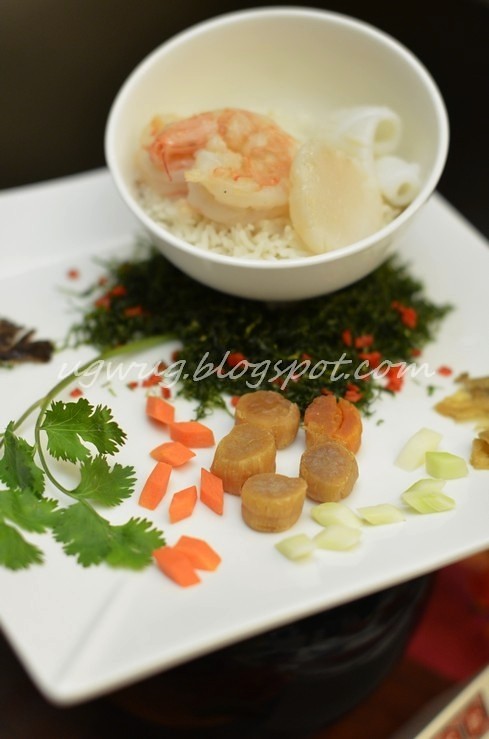 Rice with Assorted Seafood in Superior Soup