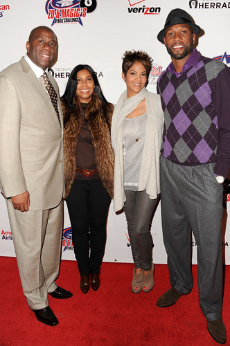 Earvin "Magic" Johnson, Cookie Johnson, Tracy Wilson Mourning And Alonzo Mourning