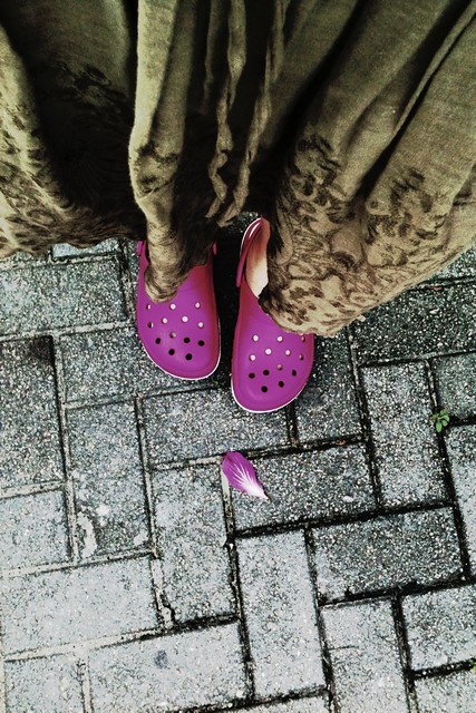 my lovely new pair of crocs.. in purple red