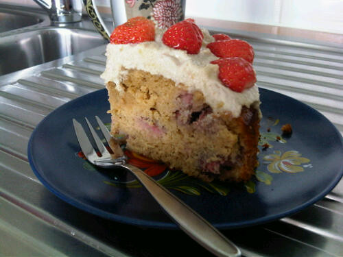Strawberry coconut cake