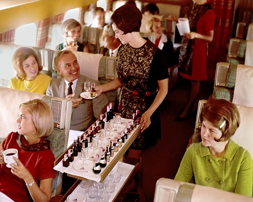 drink-cart-service-airplane