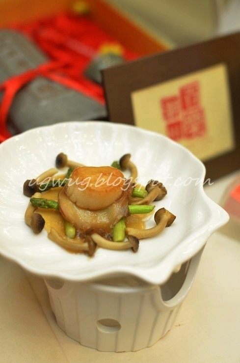 Braised Sliced Abalone and Scallop