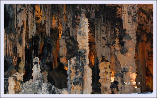 Cuevas by Miguel Allué Aguilar