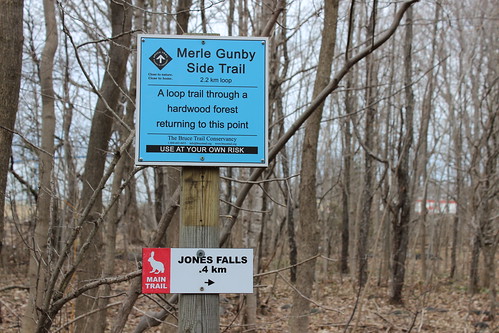 Jones Falls Mini-hike - Trailhead