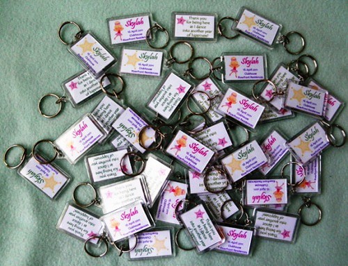 personalized-keychain,party-souvenirs