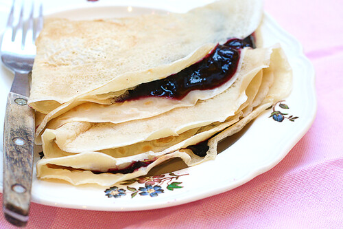 Crêpes with Blueberry Pie Filling