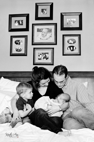family-picture-look-at-charlie-BW