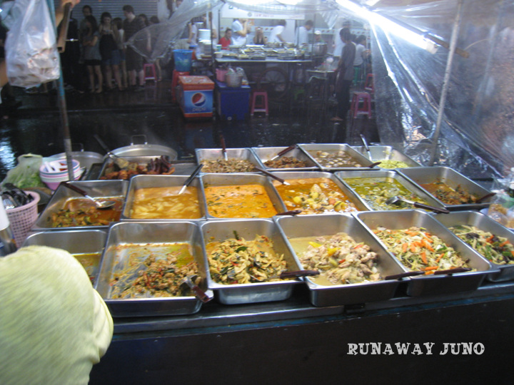 A stall full of Thai curry