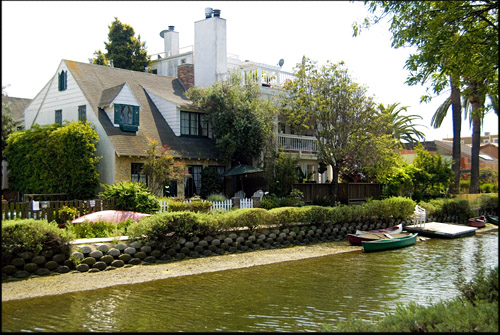 venice-california-canal-house2