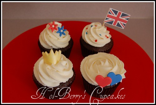 royal wedding cake pops. Royal Wedding Cupcakes