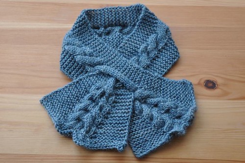 Cabled Keyhole Scarf.