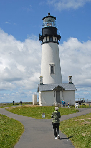 Newport lighthouse 2
