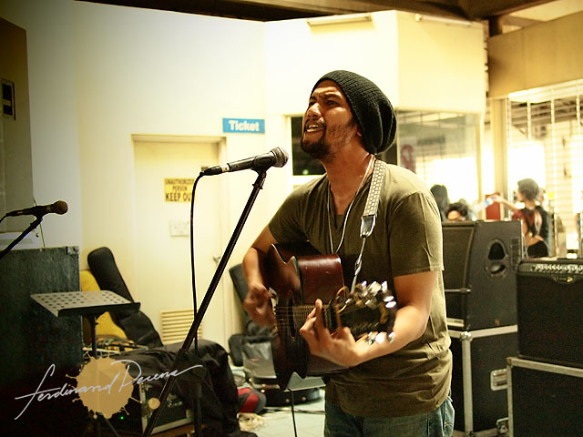 Johnoy Danao performs for Rock the Riles at MRT Boni