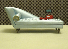 fainting couch