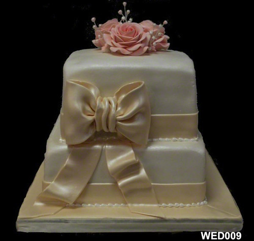 hot pink black and white wedding cakes. hot pink black and white wedding cakes. Hot Pink Black And White